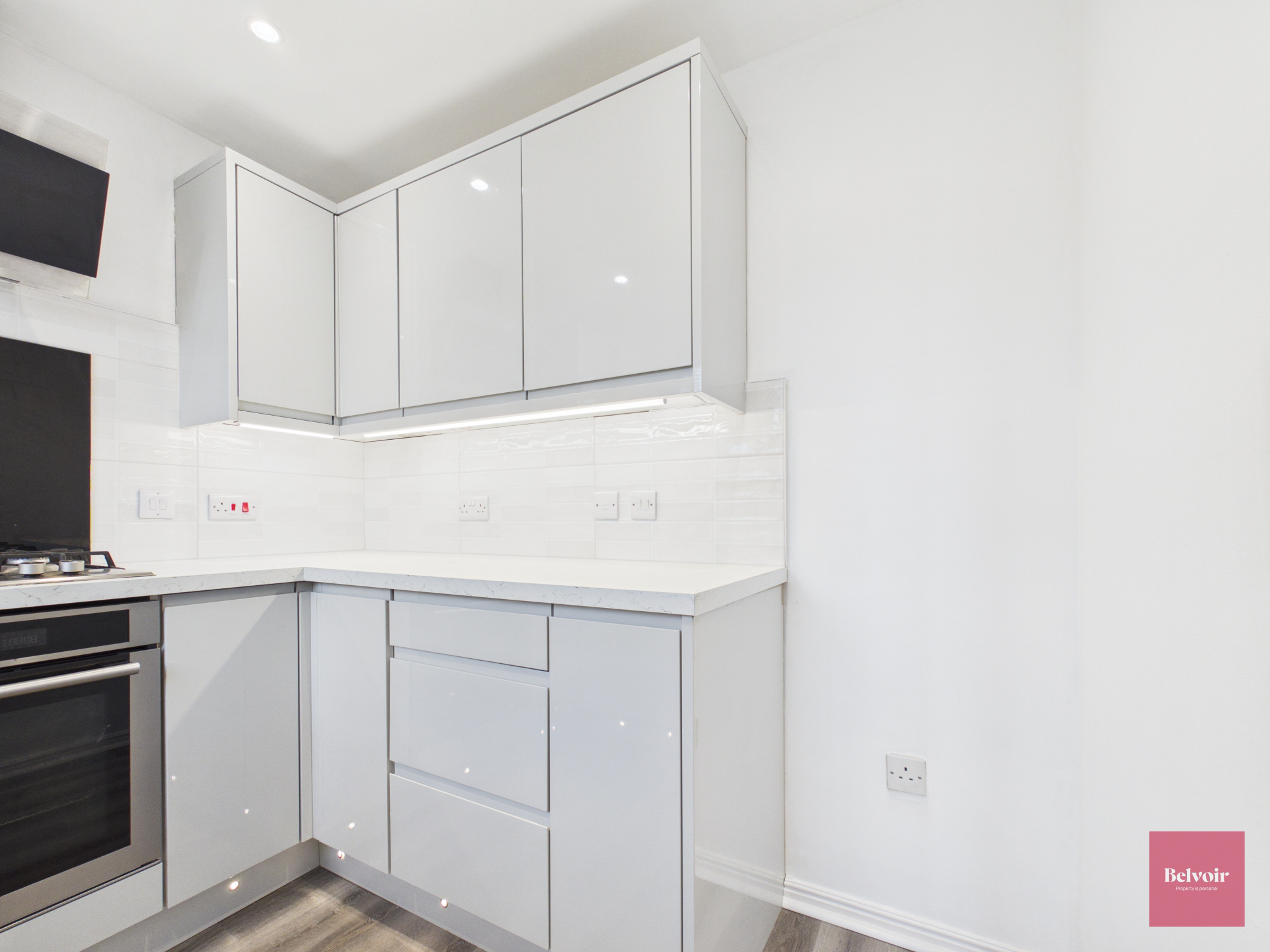 Clos Ysgallen, Llansamlet, Swansea, SA7 9WG, photo 6