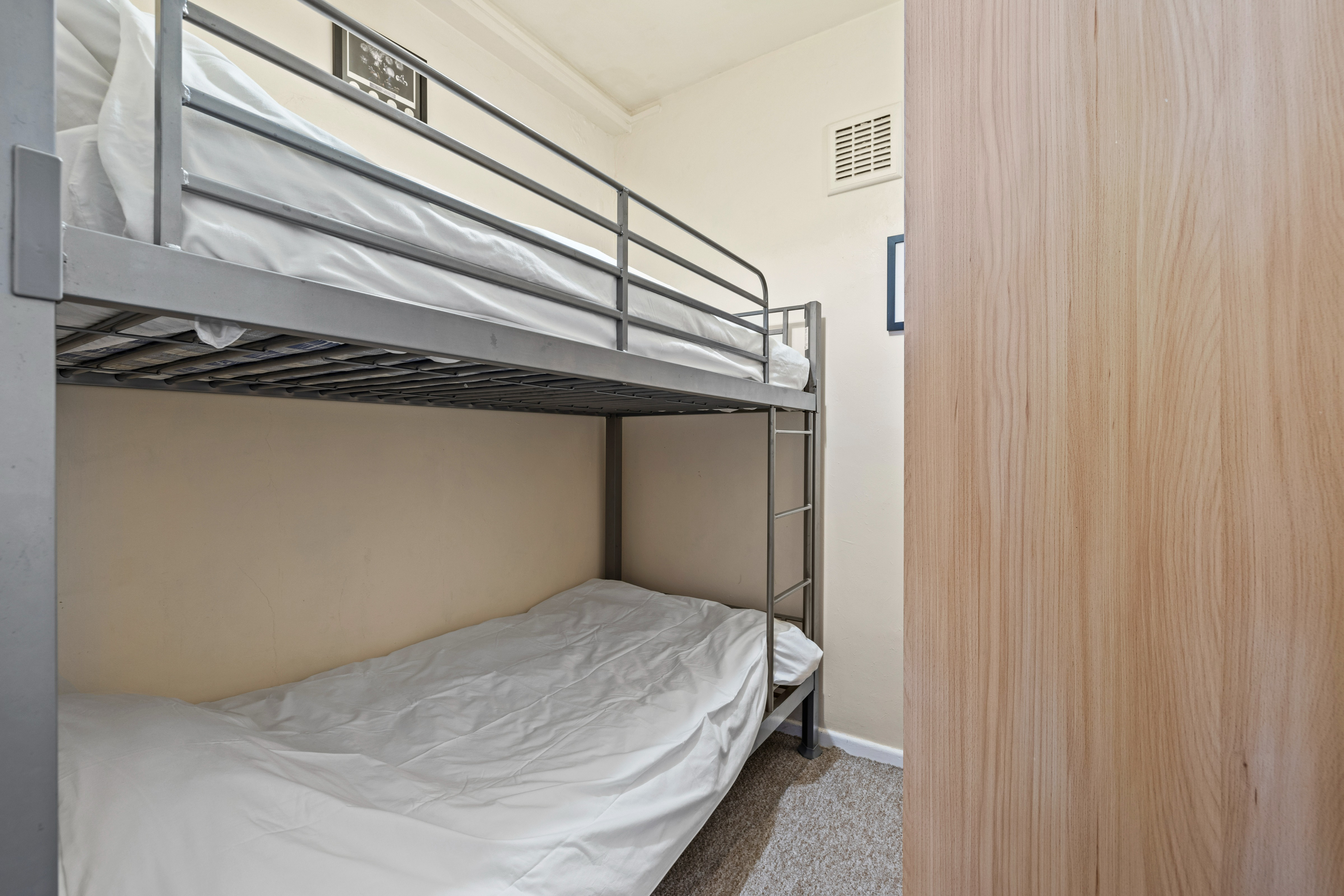 Redcliffe Apartments, Swansea, SA3 3BT, photo 11