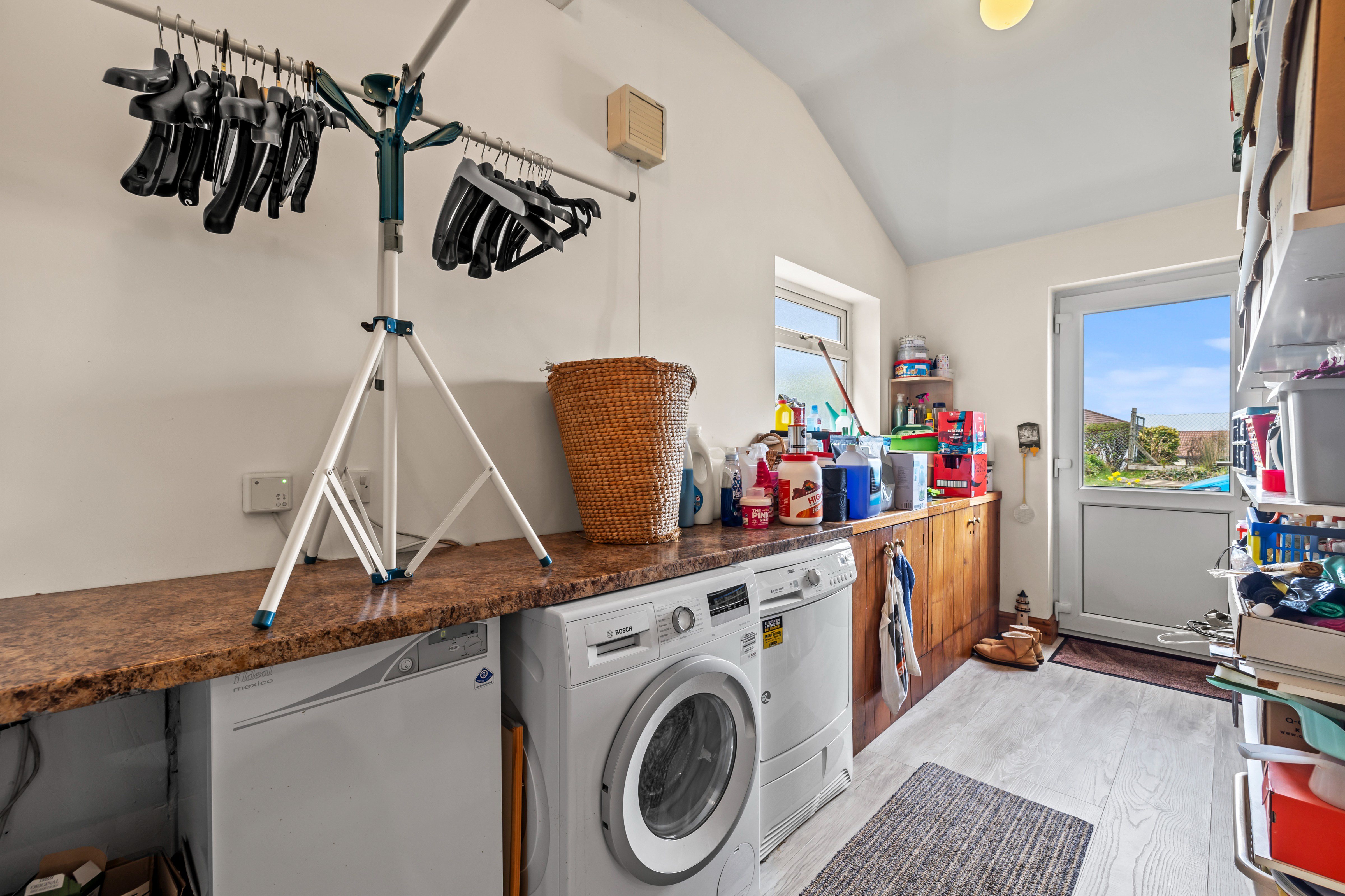 Higher Lane, Langland, Swansea, SA3 4NS, photo 15
