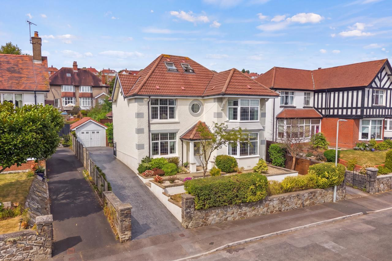 Myrtle Grove, Sketty, Swansea, SA2 0SH