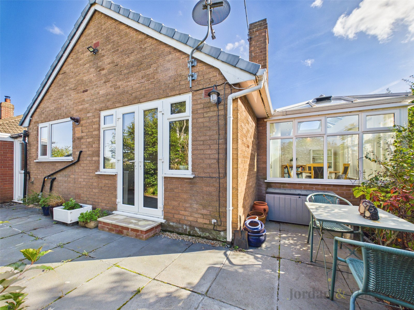 Bickerton Avenue, Frodsham, Cheshire, WA6, photo 20
