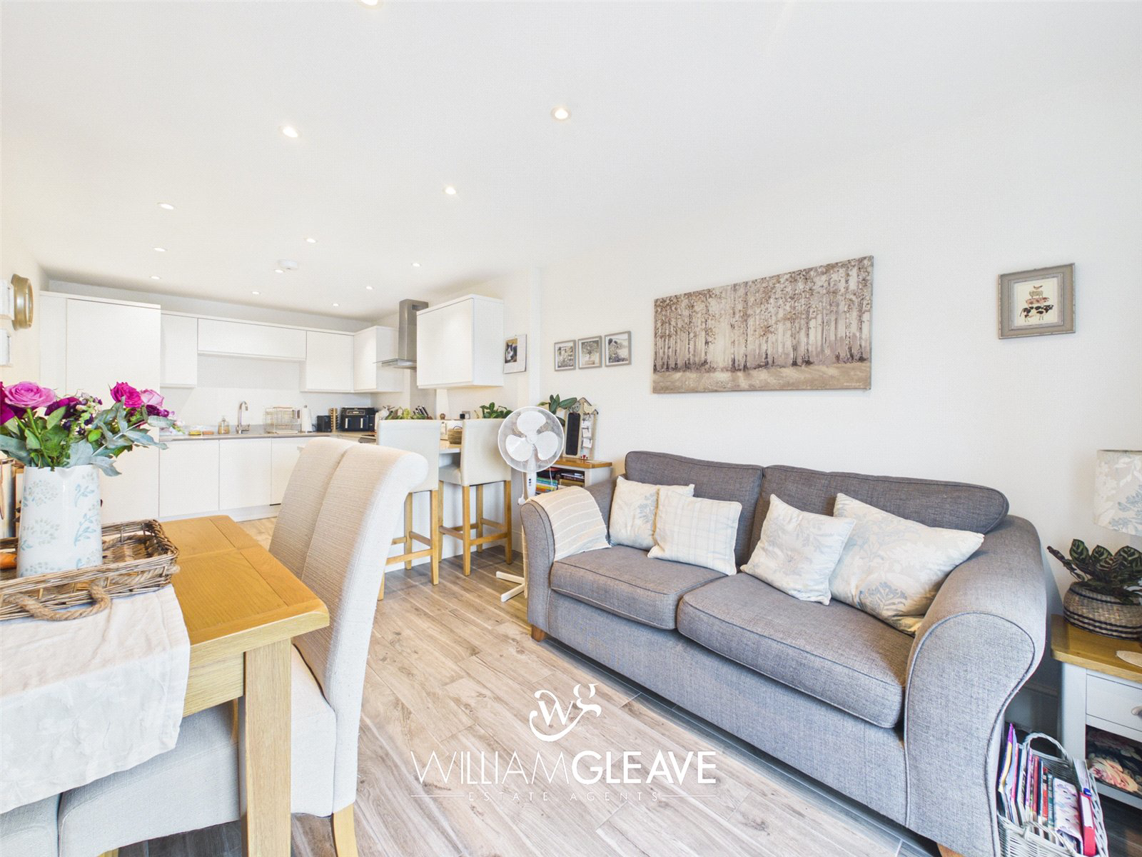 Fron Park Road, Holywell, Flintshire, CH8, photo 14