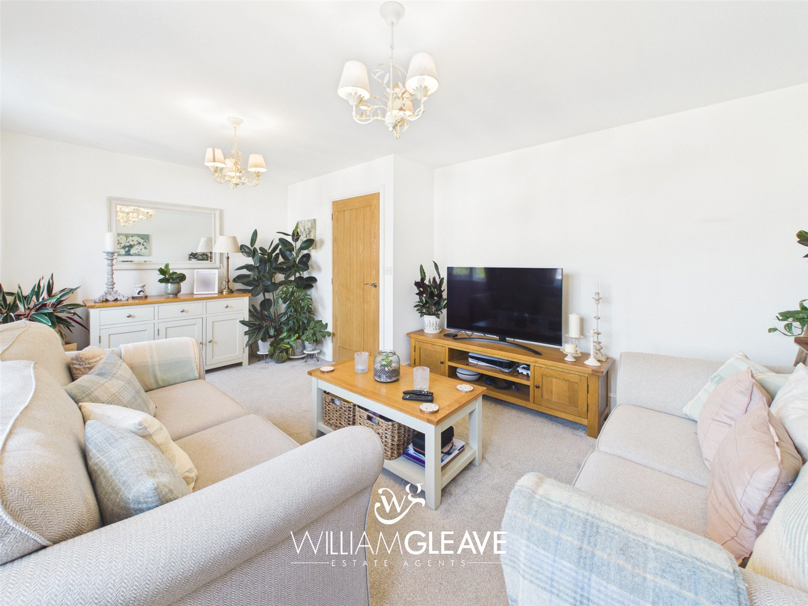 Fron Park Road, Holywell, Flintshire, CH8, photo 6
