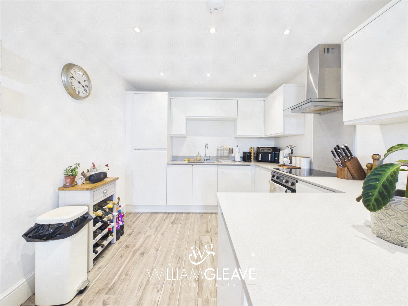 Fron Park Road, Holywell, Flintshire, CH8, photo 12