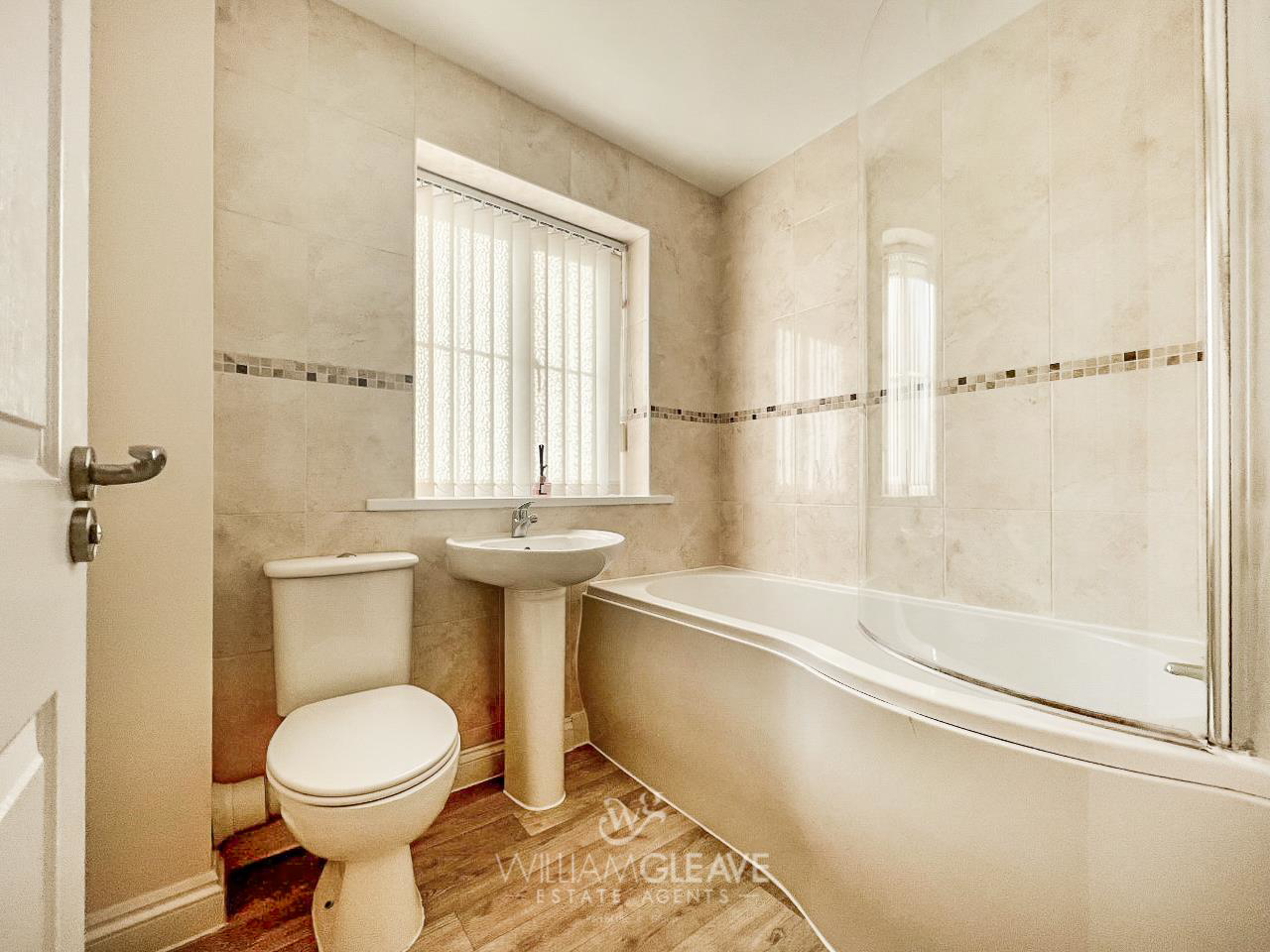 Chester Road, Mold, Clwyd, CH7, photo 8