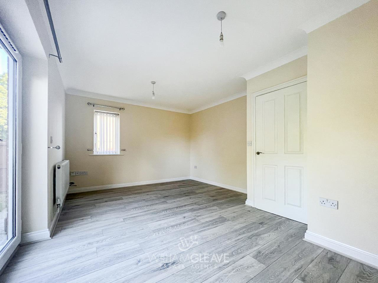 Chester Road, Mold, Clwyd, CH7, photo 5