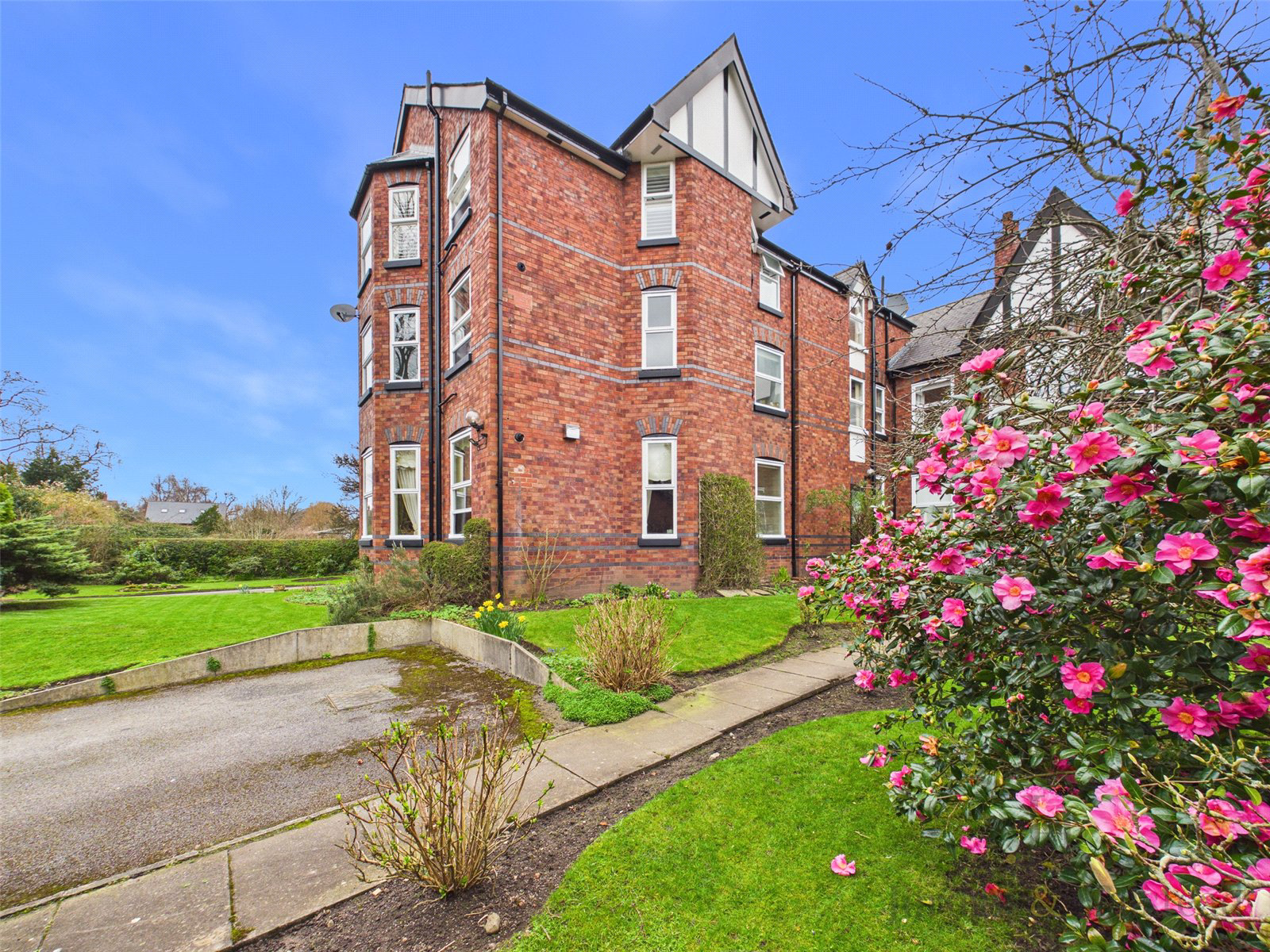 Kennerleys Lane, Wilmslow, Cheshire, SK9, photo 16