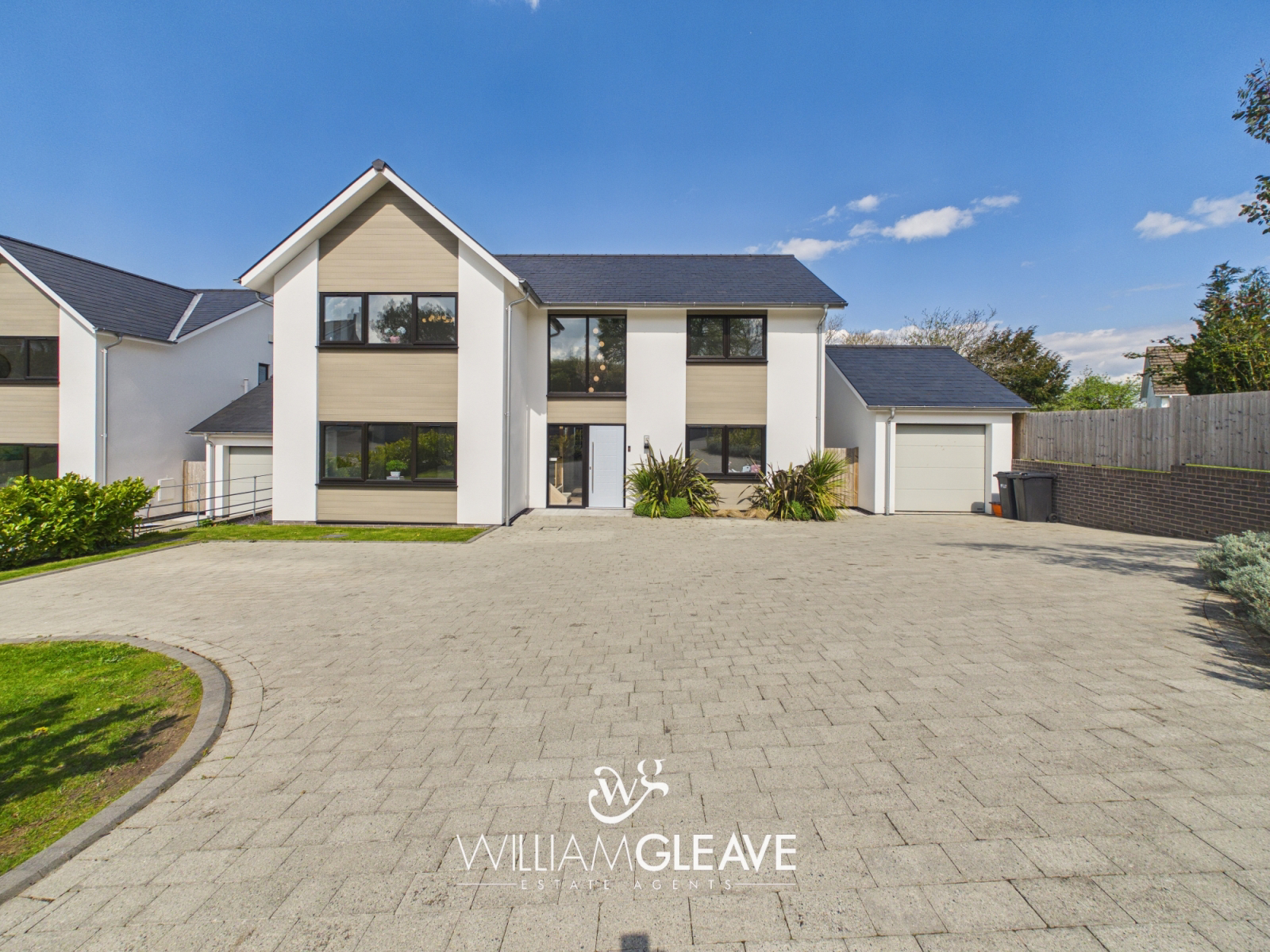 Llys Yr Orsedd, Gorsedd, Holywell, Flintshire, CH8