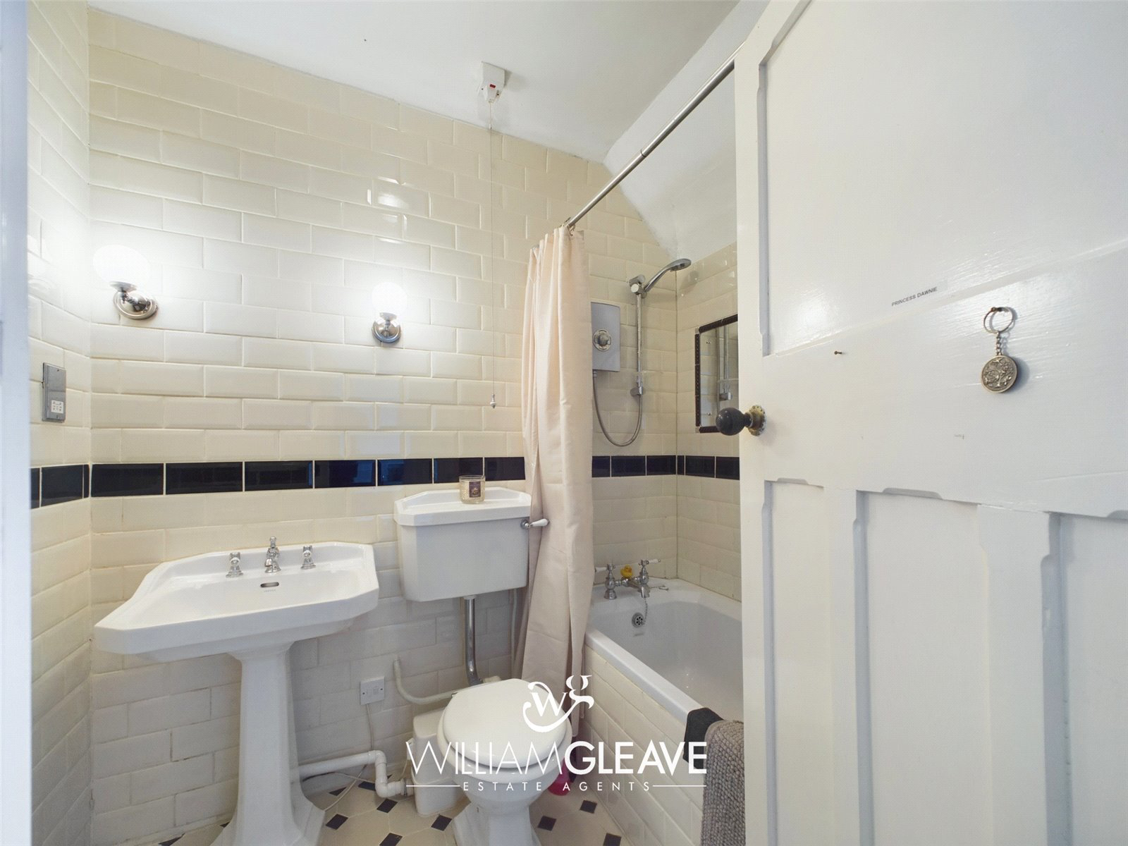 Ael Y Bryn Road, Colwyn Bay, Conwy, LL29, photo 24