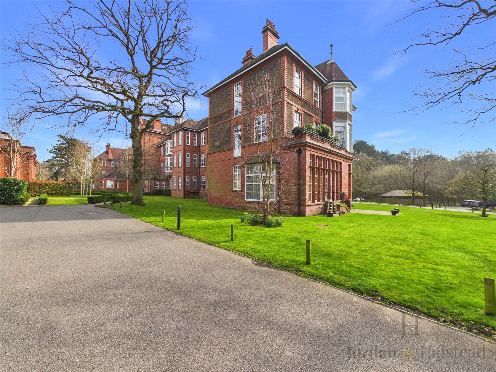 Kingswood Park, Kingswood, Frodsham, Cheshire, WA6, photo 3