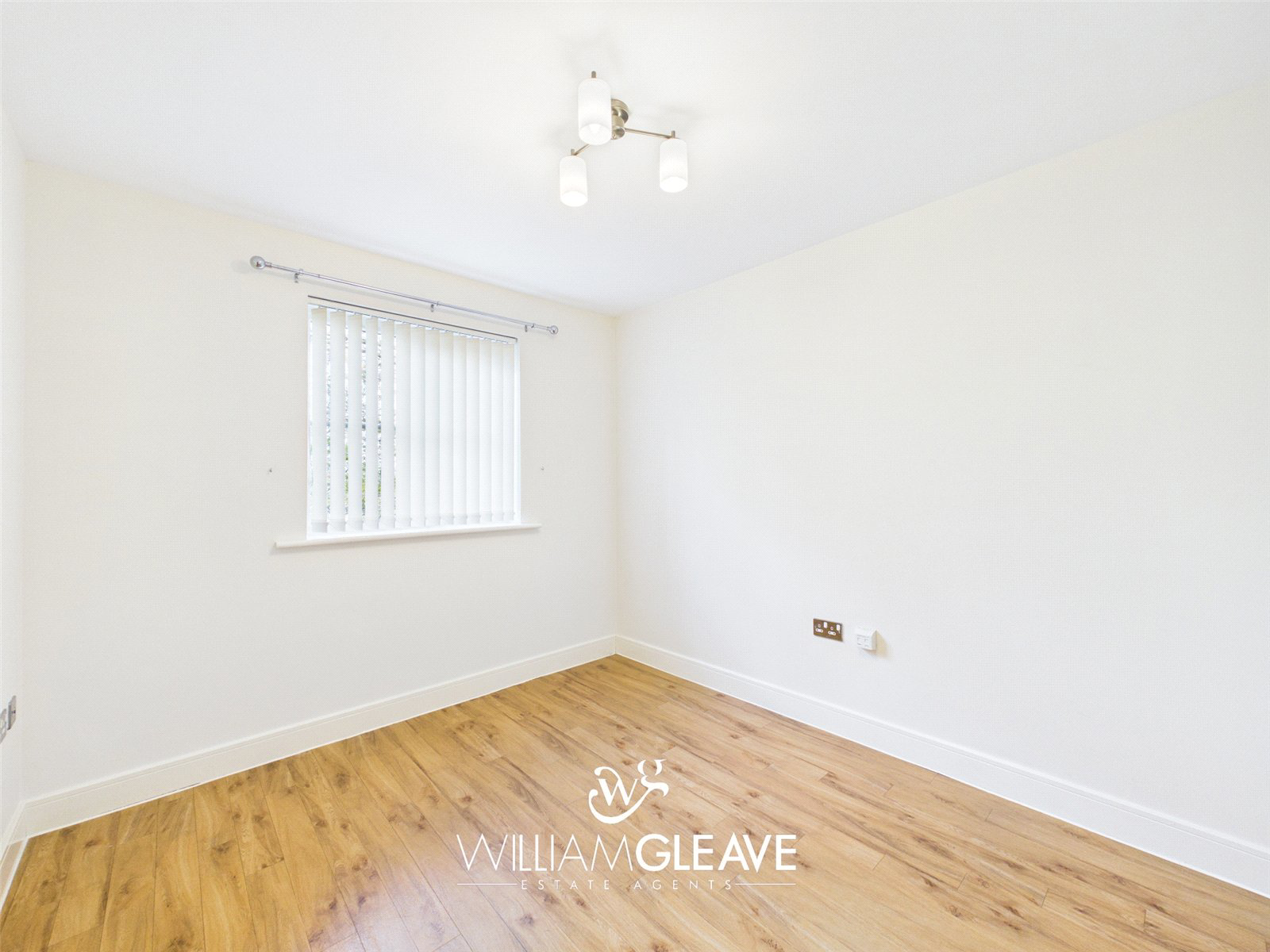 Pendinas, Wrexham, LL11, photo 7