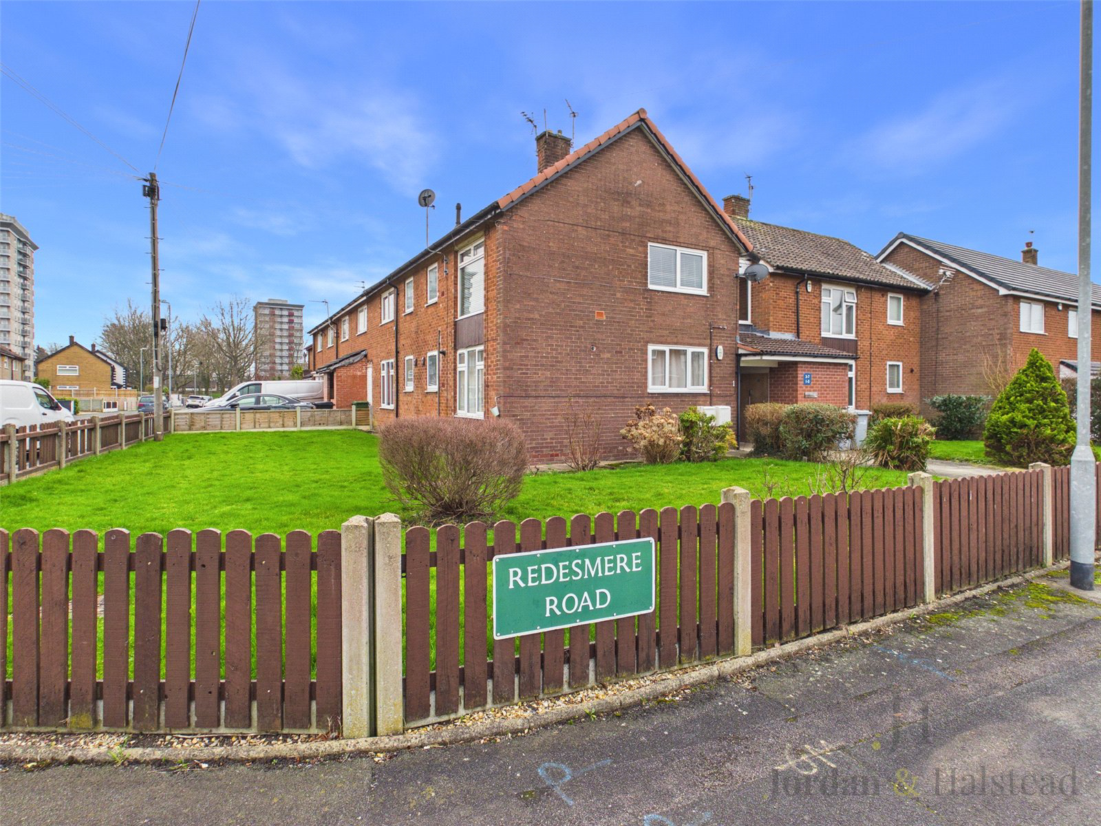 Redesmere Road, Handforth, Wilmslow, Cheshire, SK9, photo 4
