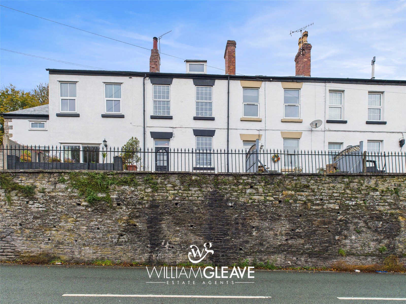 St. Edmunds Terrace, Greenfield Road, Bryn Celyn, Holywell, CH8