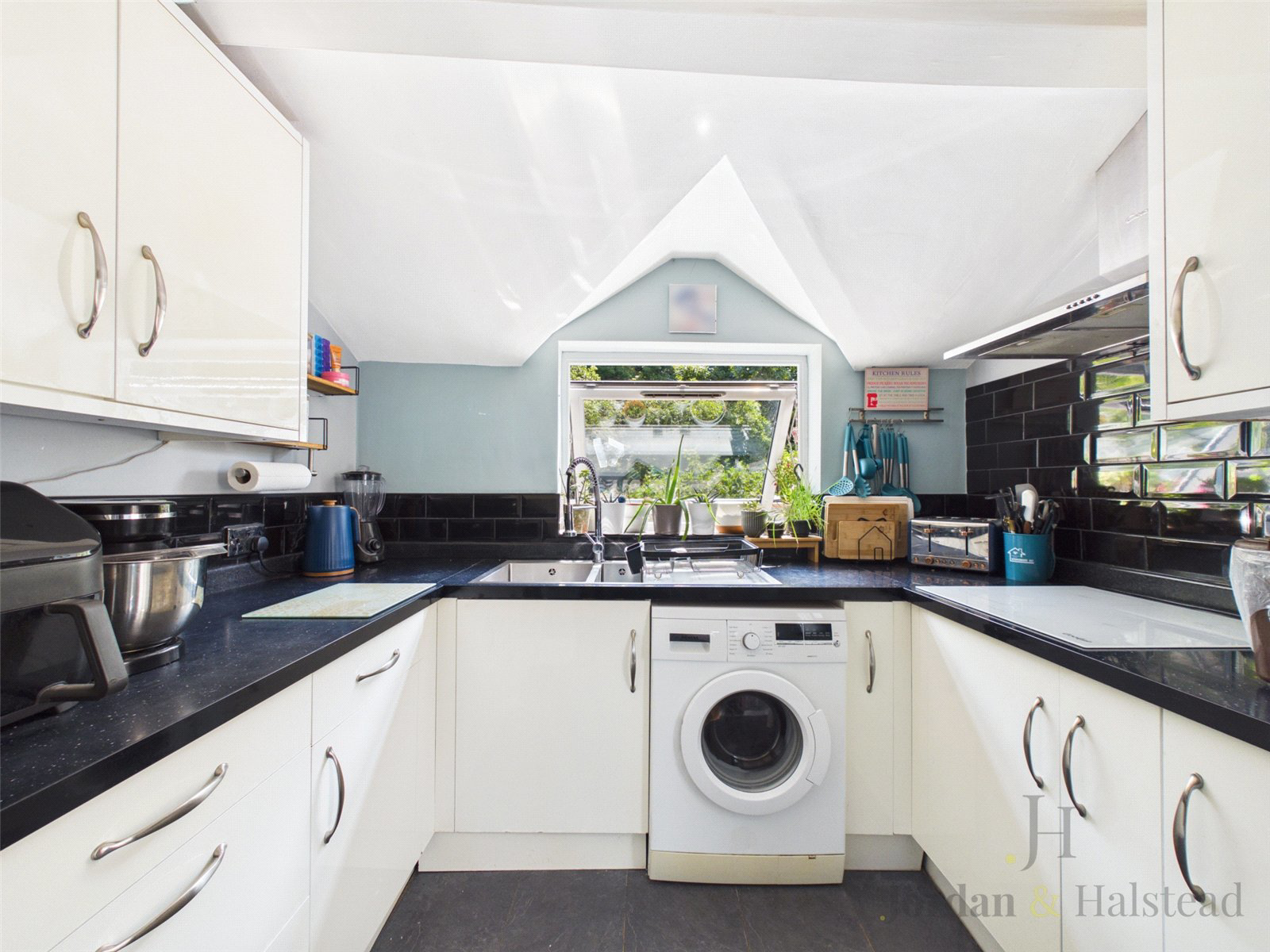 Bridge Lane, Frodsham, Cheshire, WA6, photo 4