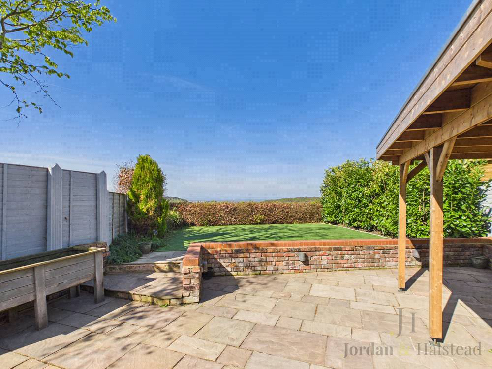 New Pale Road, Kingswood, Frodsham, Cheshire, WA6, photo 16