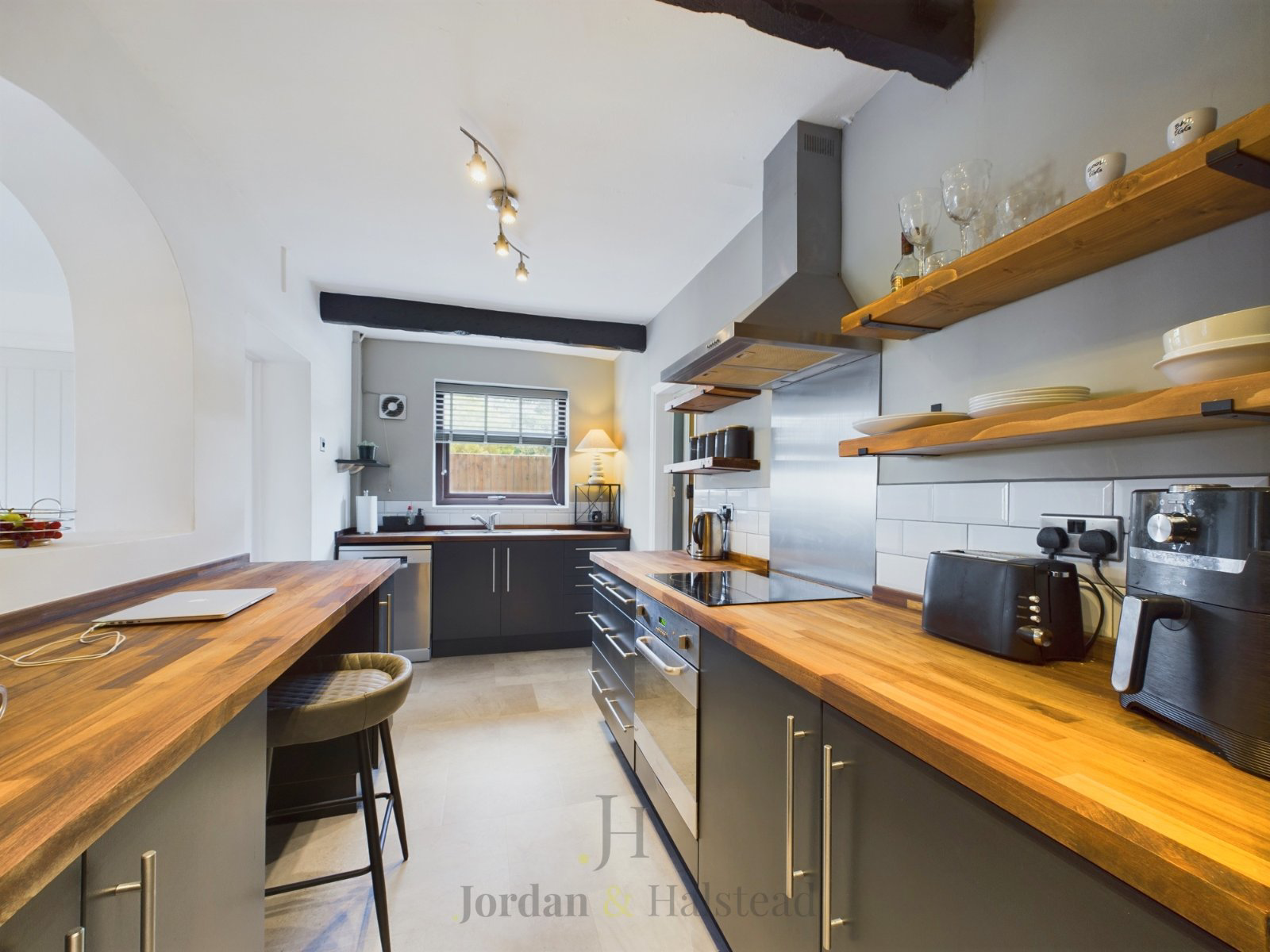 New Pale Road, Kingswood, Frodsham, Cheshire, WA6, photo 5