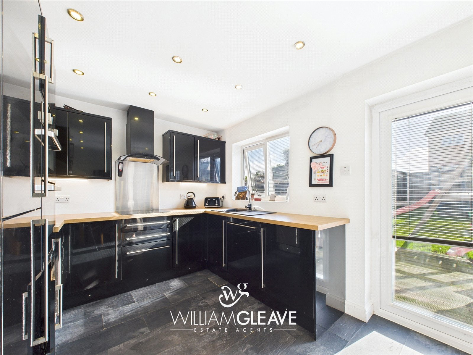 Vermeer Close, Connah's Quay, Deeside, Flintshire, CH5, photo 9