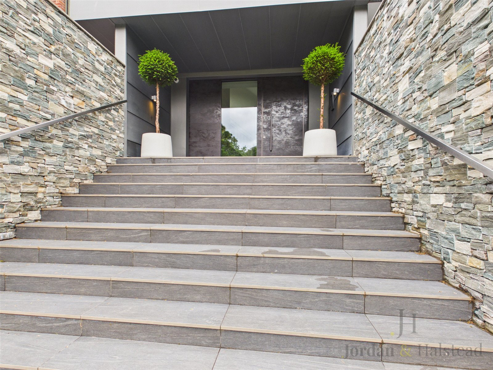 Macclesfield Road, Prestbury, Macclesfield, Cheshire, SK10, photo 2