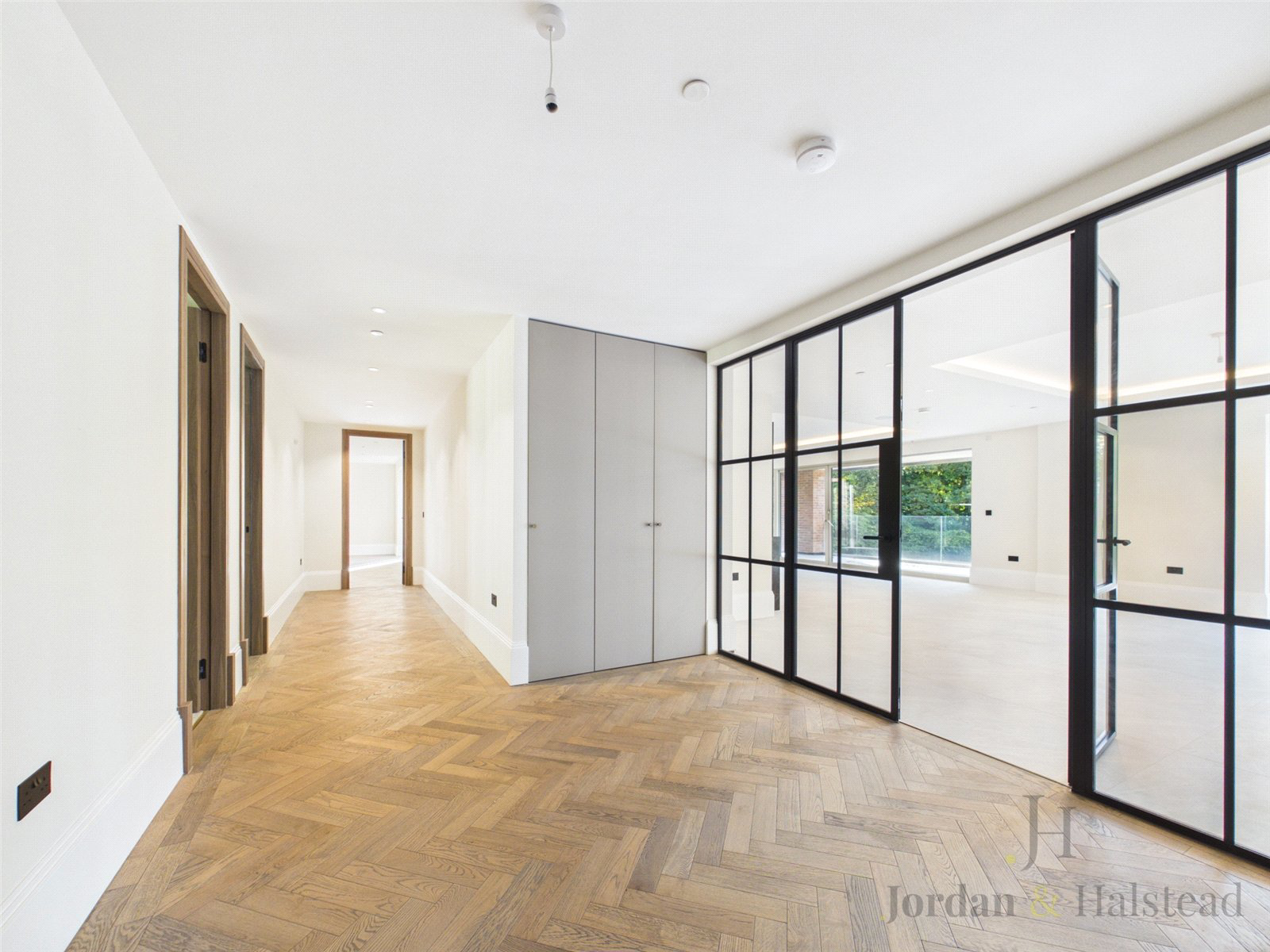 Macclesfield Road, Prestbury, Macclesfield, Cheshire, SK10, photo 3