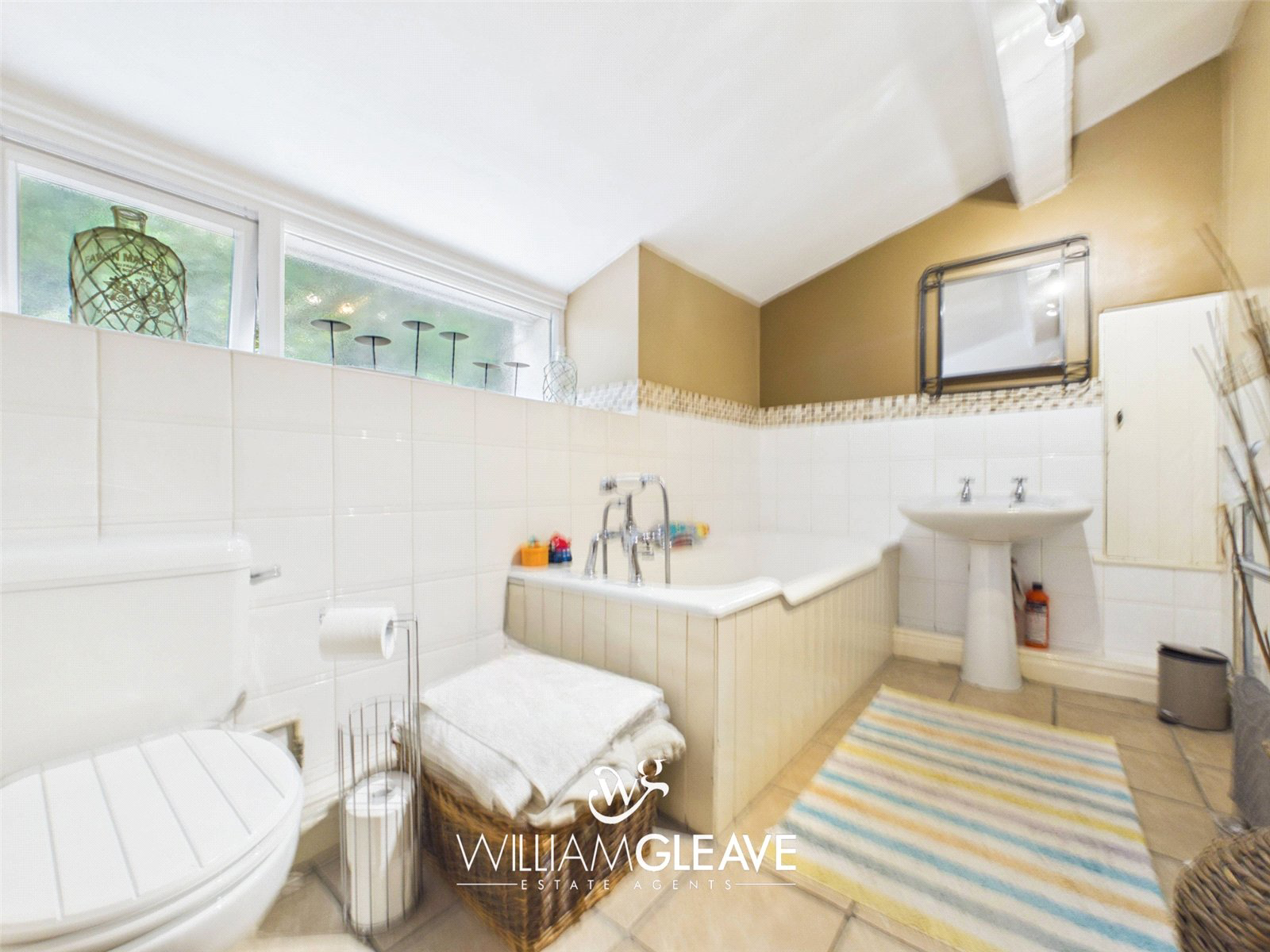 Pen Y Pylle, Brynford, Holywell, Flintshire, CH8, photo 23