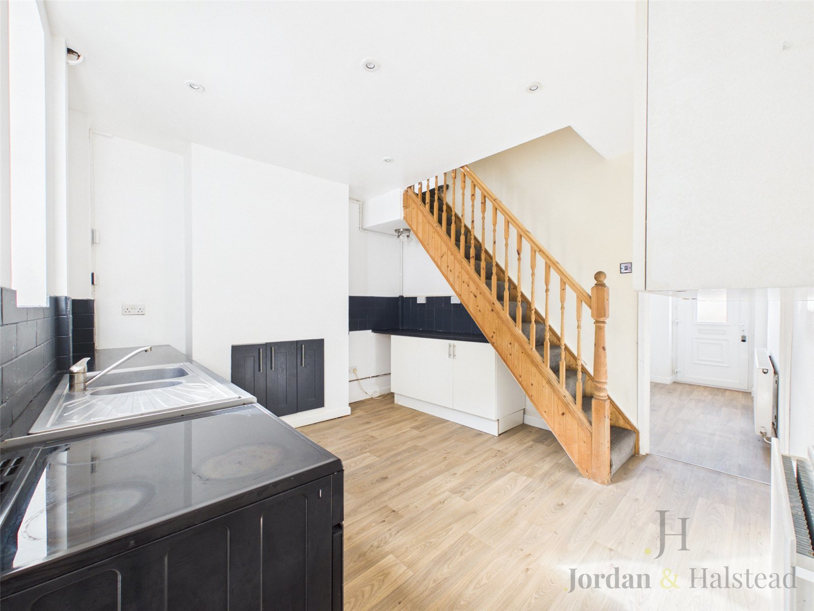Brynffynnon Terrace, Denbigh, Denbighshire, LL16, photo 5