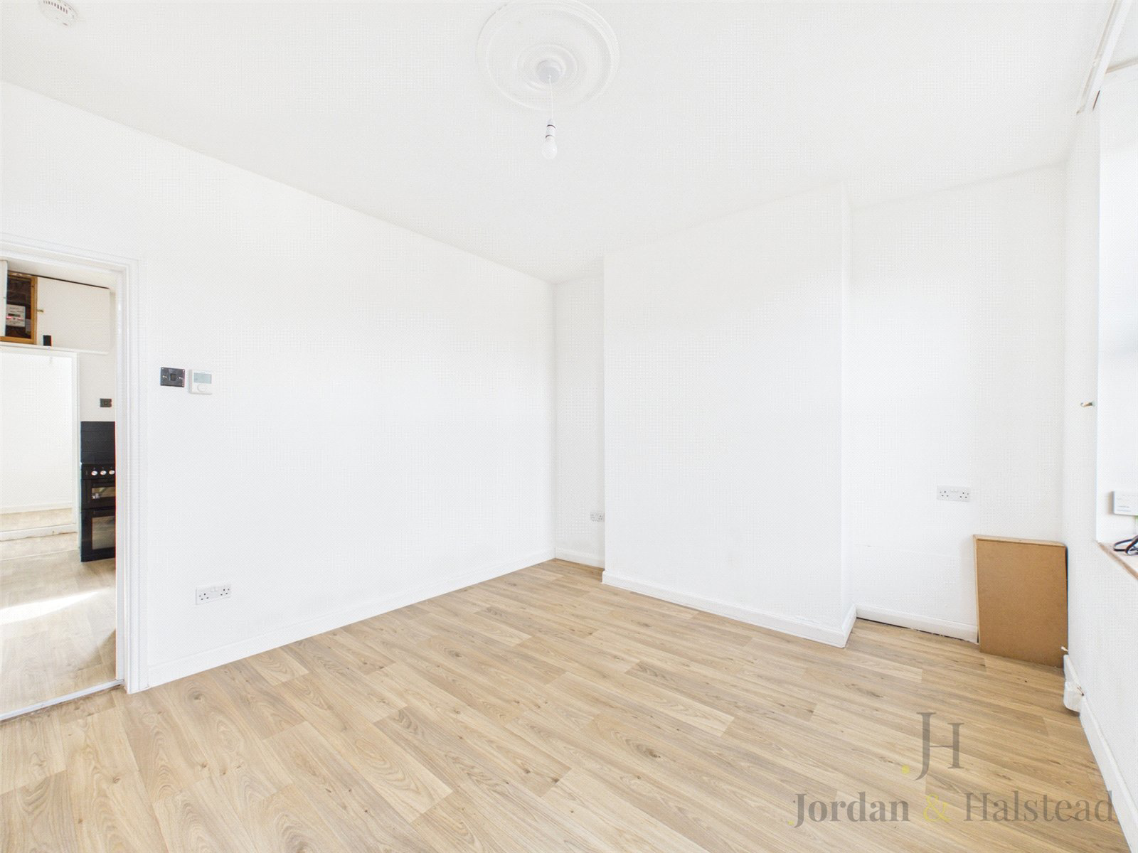 Brynffynnon Terrace, Denbigh, Denbighshire, LL16, photo 3