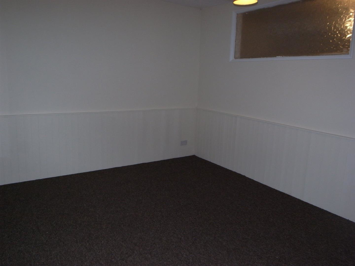 Crescent Road, Rhyl, LL18, photo 6