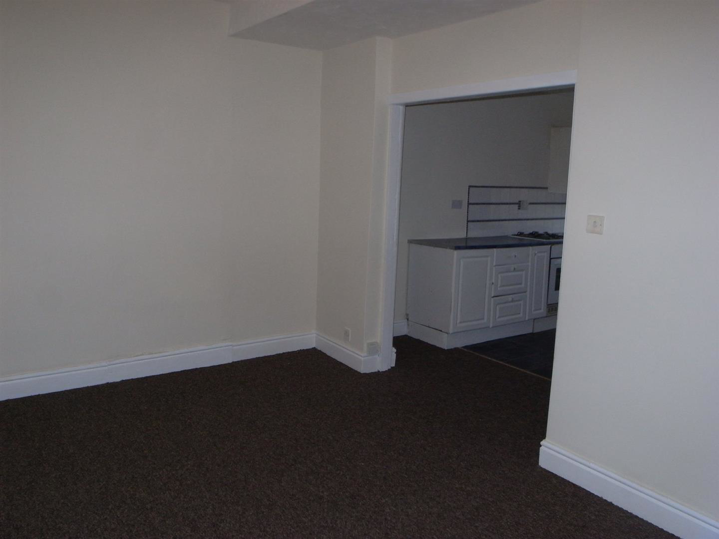 Crescent Road, Rhyl, LL18, photo 5