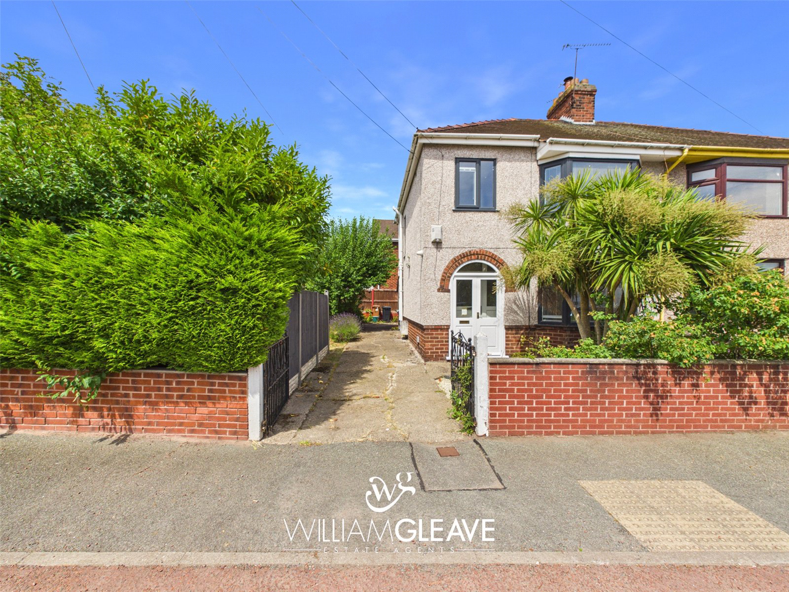 Caernarvon Close, Shotton, Deeside, Flintshire, CH5