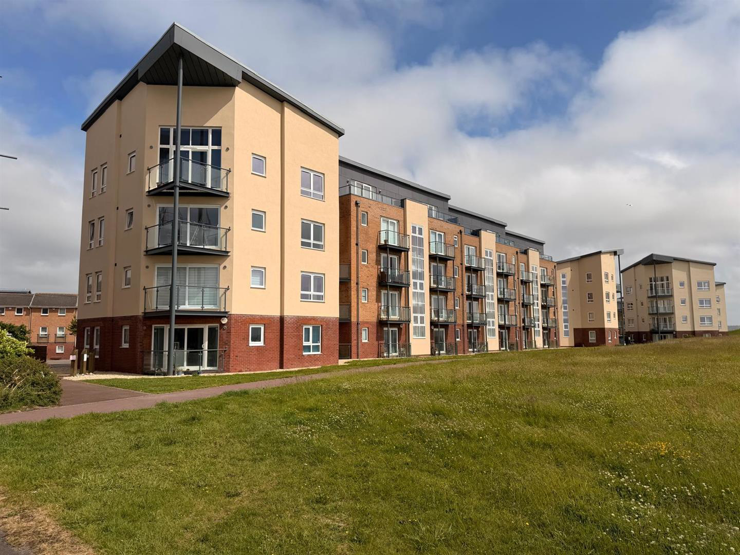 Pentre Doc Y Gogledd, Llanelli