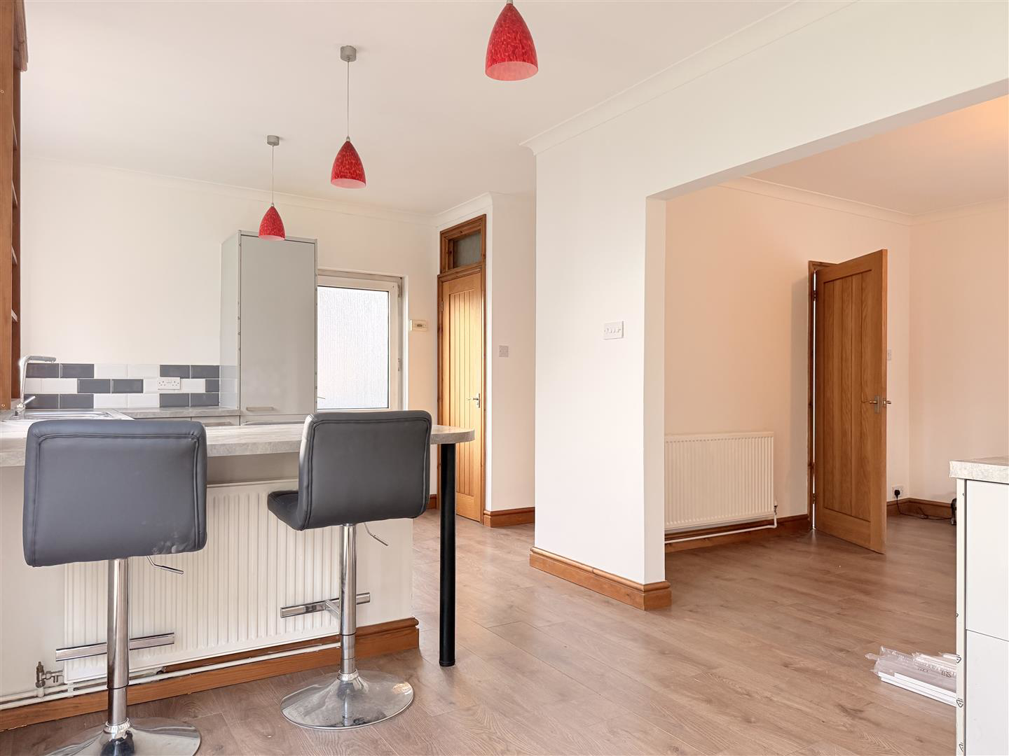 Ael Y Bryn Close, Llanelli, photo 7