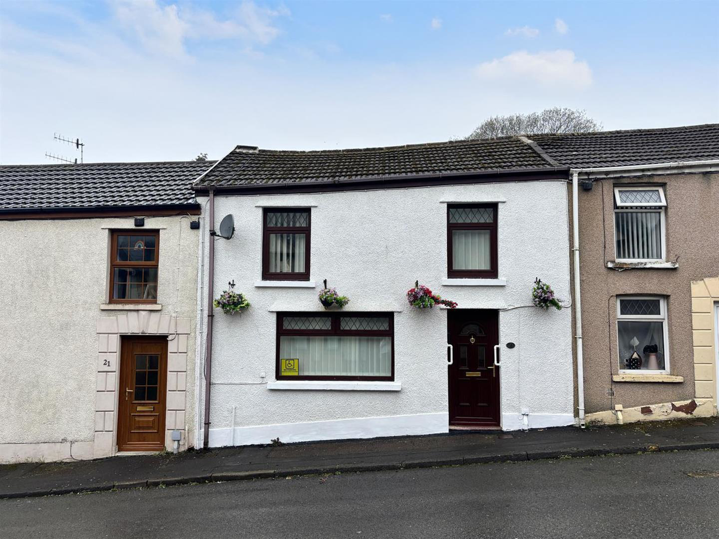 Long Row, Felinfoel, Llanelli