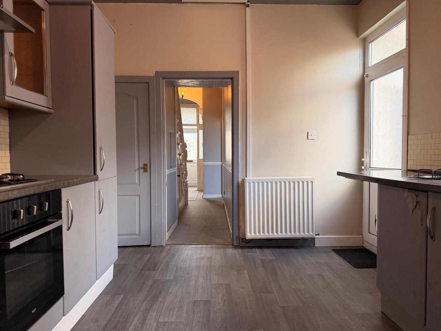 Maes Road, Llangennech, Llanelli, photo 9