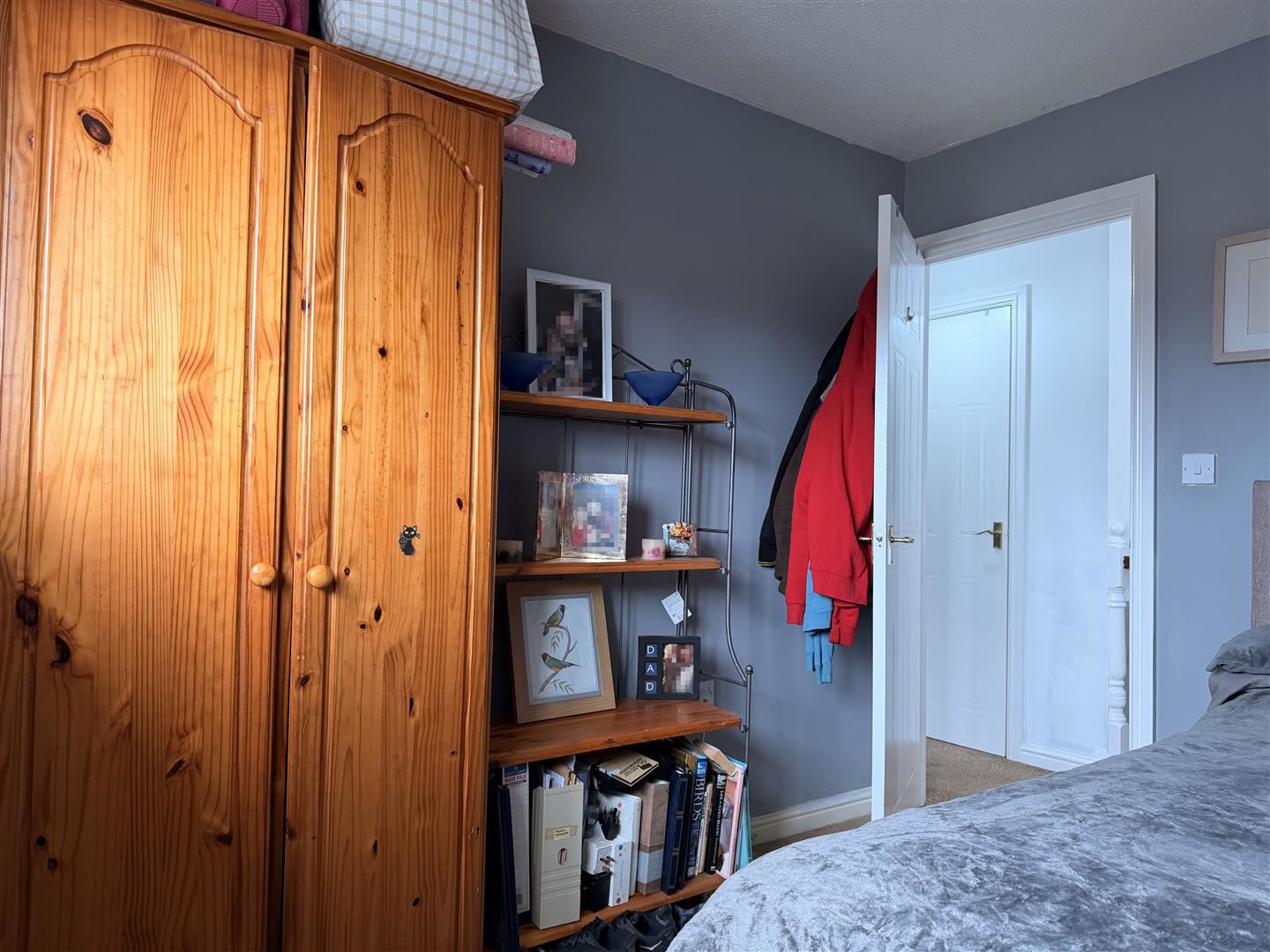Pant Bryn Isaf, Llwynhendy, Llanelli, photo 18