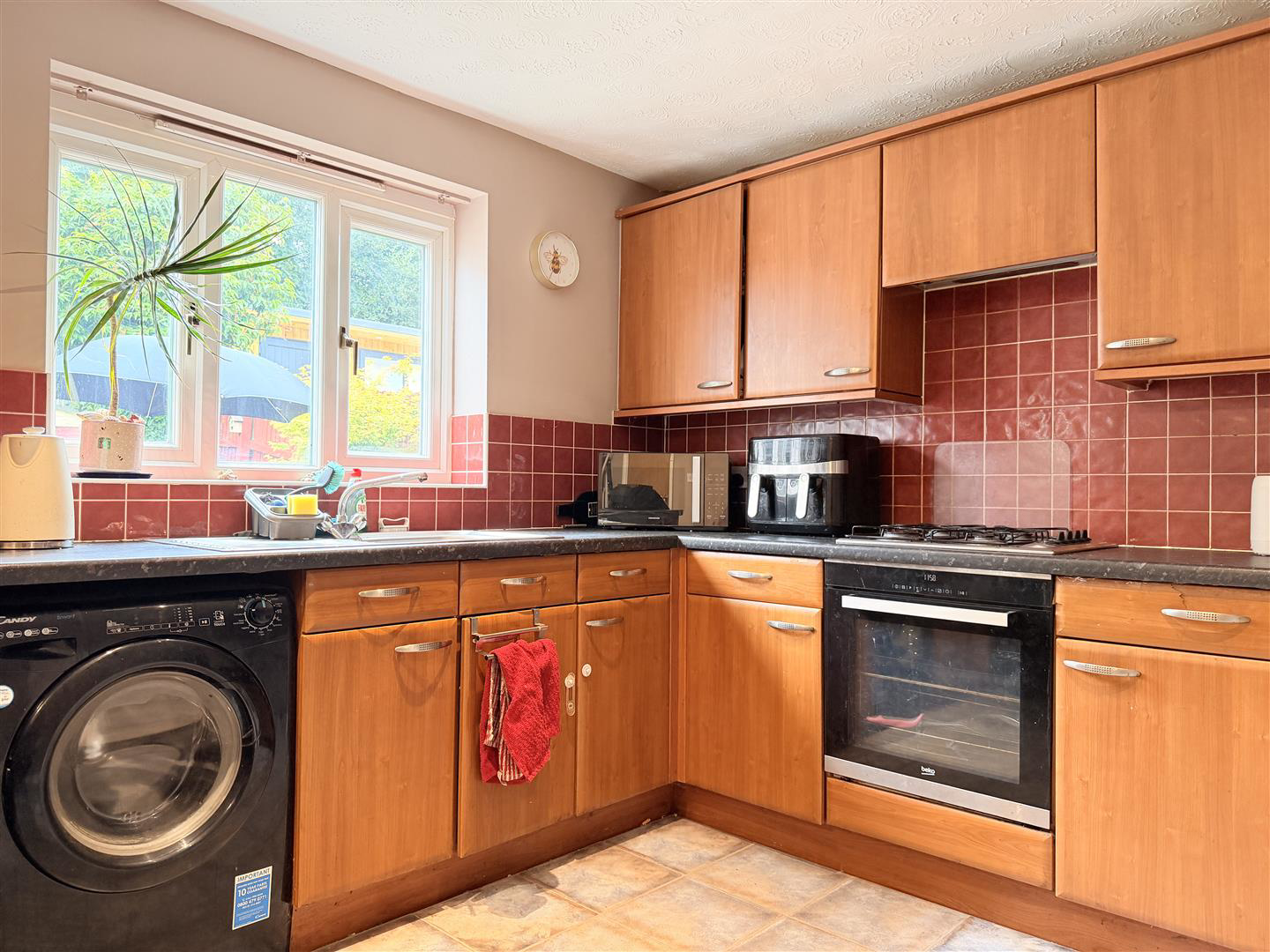 Pant Bryn Isaf, Llwynhendy, Llanelli, photo 6