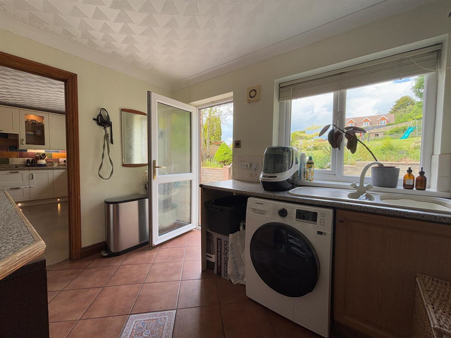 Heathfield Horeb Road, Mynyddygarreg, Kidwelly, photo 16
