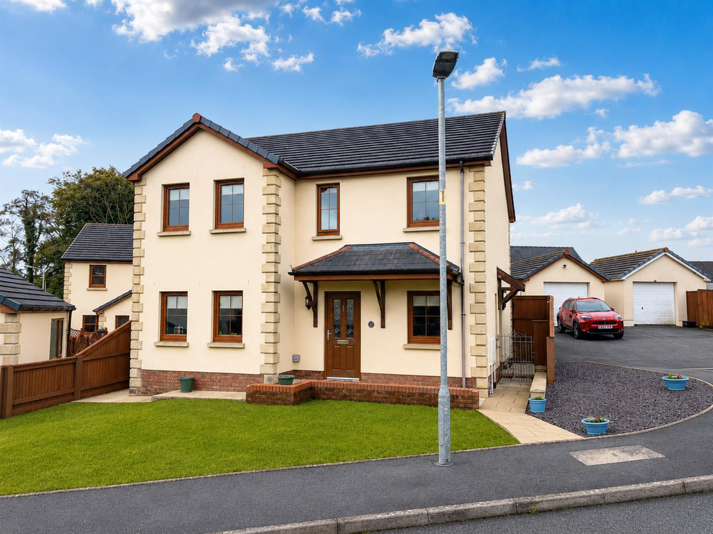 Llygad-Y-Ffynnon, Five Roads, Llanelli