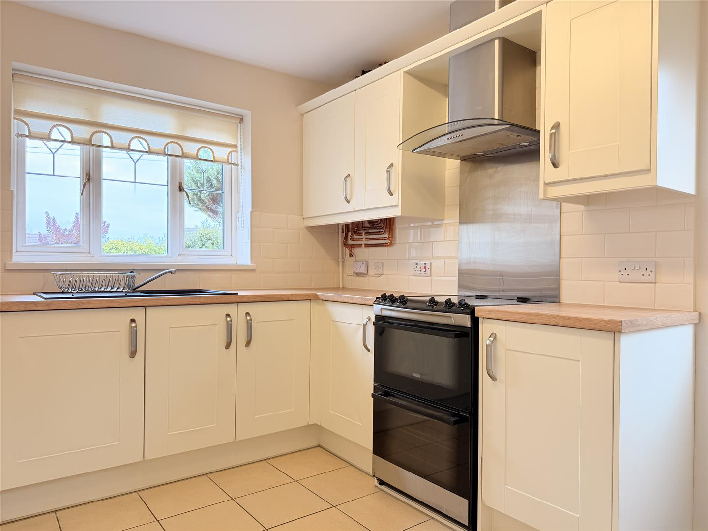 Heol Bryncelyn, Dafen, Llanelli, photo 6