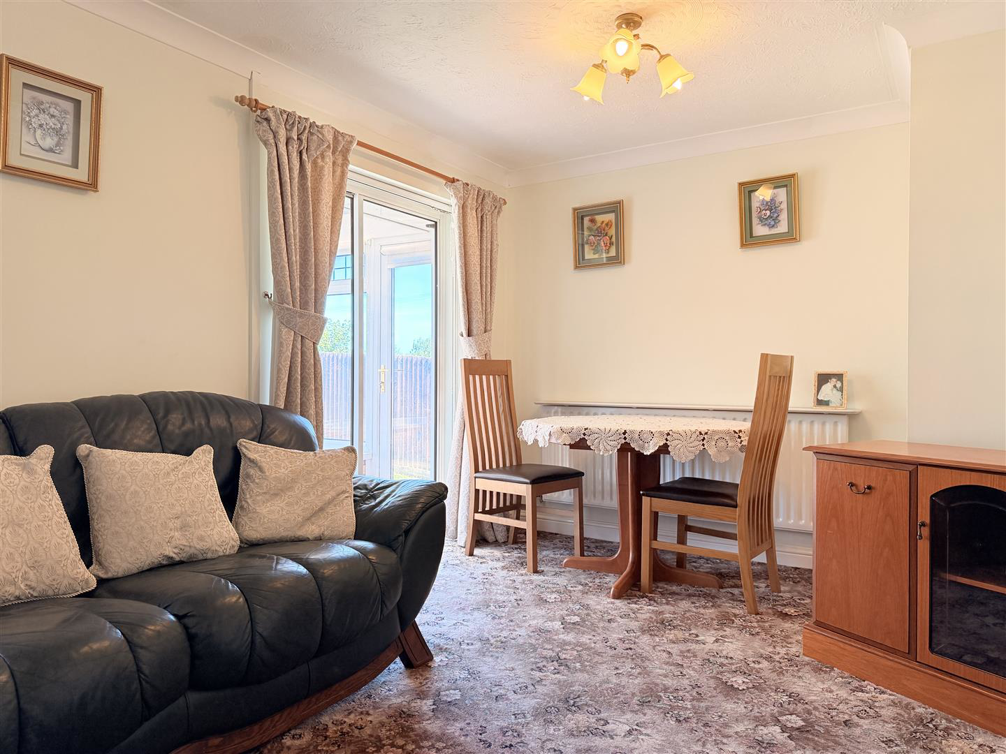Nightingale Court, Llanelli, photo 3