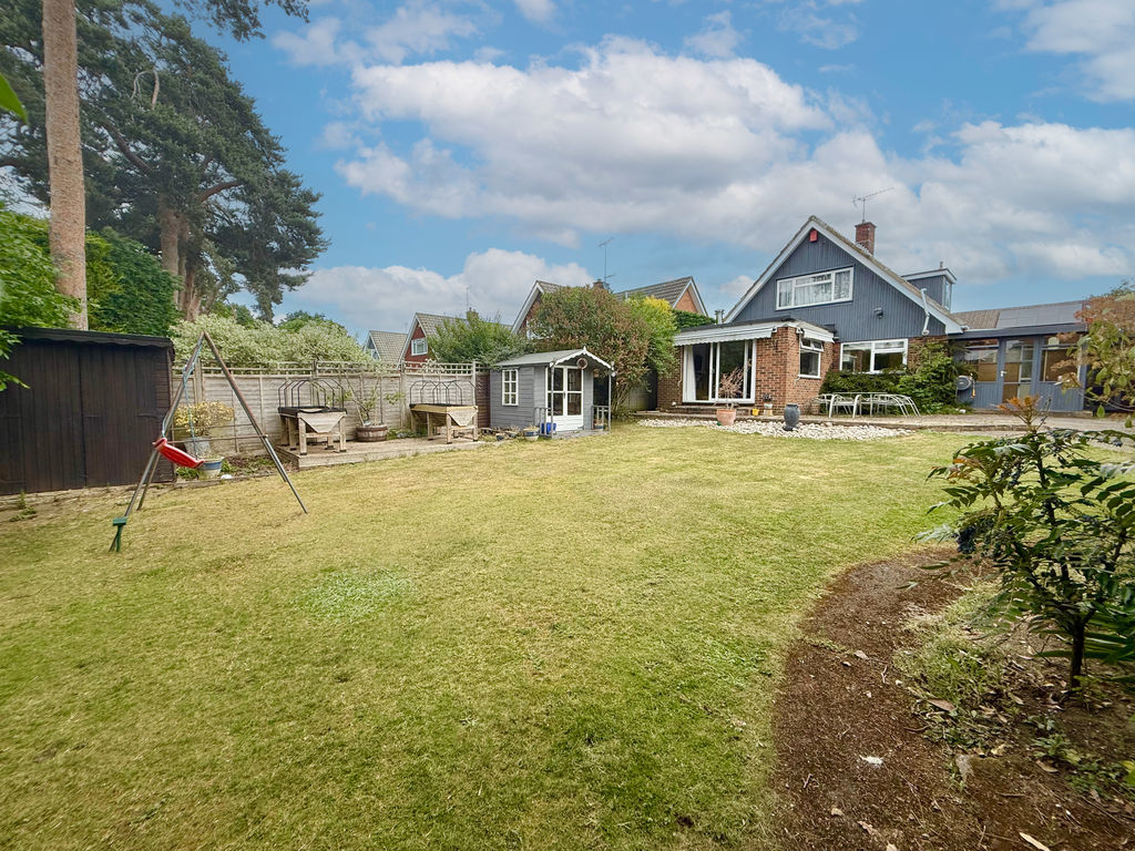 Crossfell Road, Leverstock Green, HP3 8RF