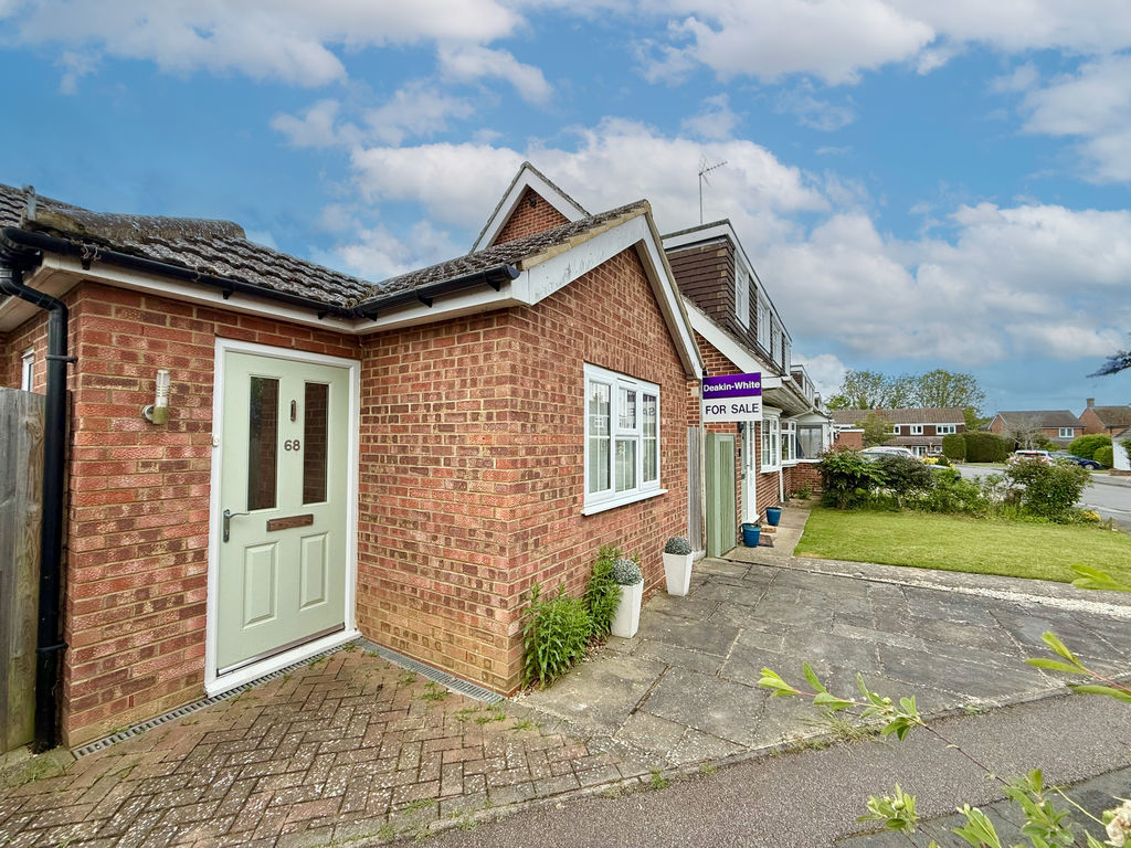 Dormer Avenue, Wing, LU7 0TF