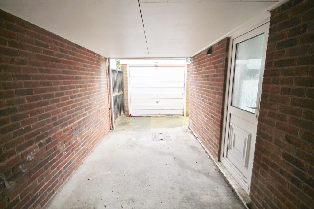 Claybrook Avenue, Near Fosse Park, Leicester, LE3, photo 17