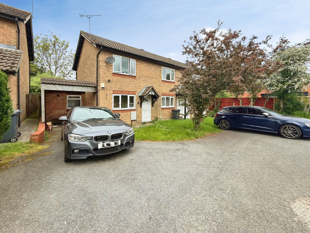 Honeysuckle Road, Hamilton, Leicester