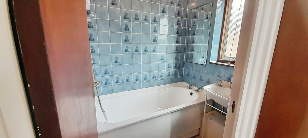 Rowanberry Avenue, Leicester, photo 6