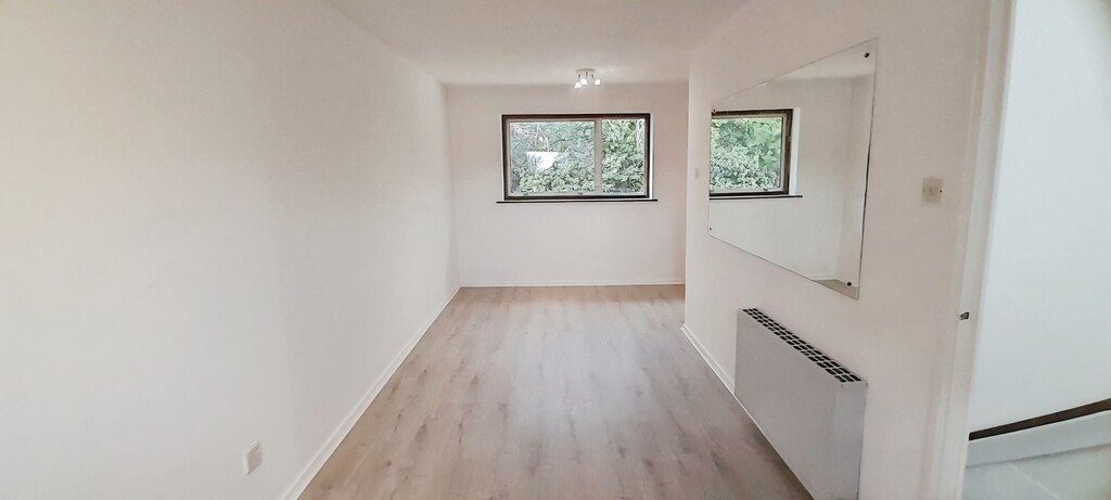 Rowanberry Avenue, Leicester, photo 4