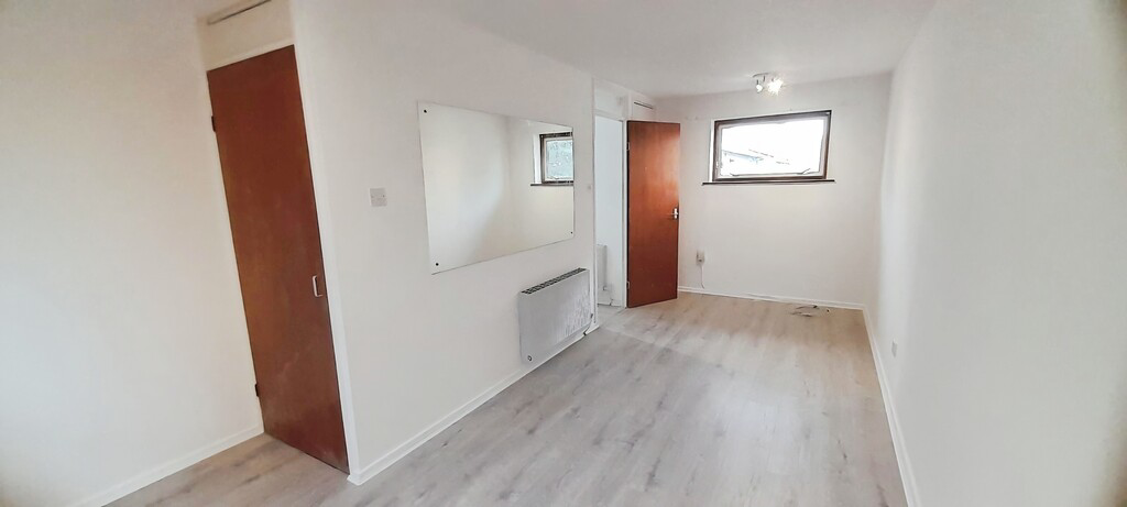 Rowanberry Avenue, Leicester, photo 10