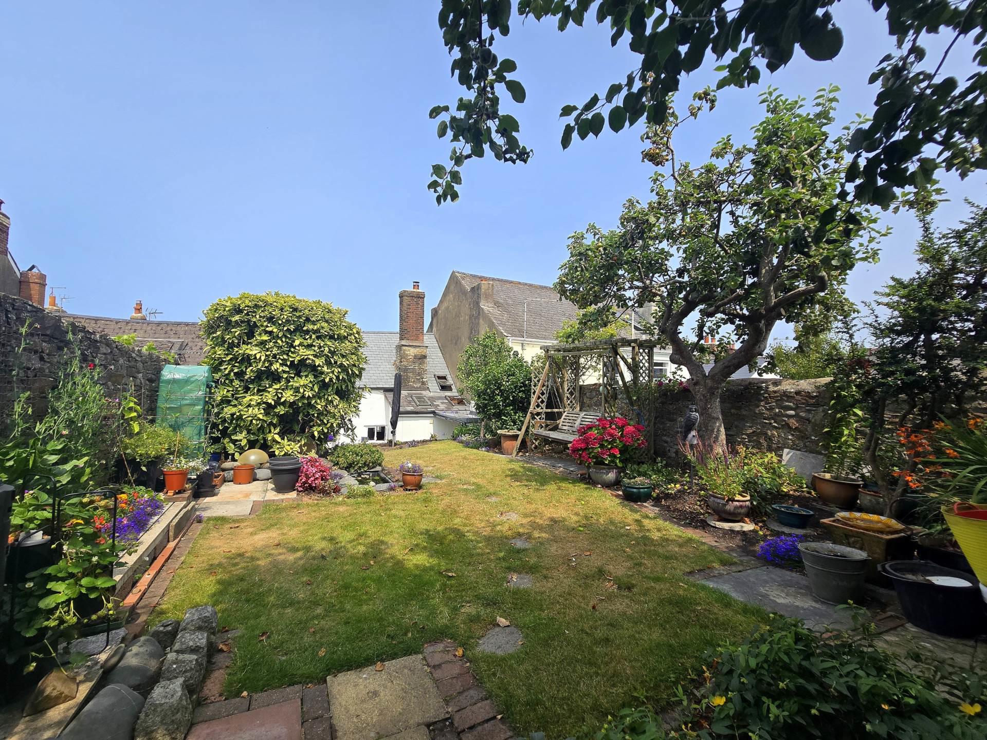 Photo 25