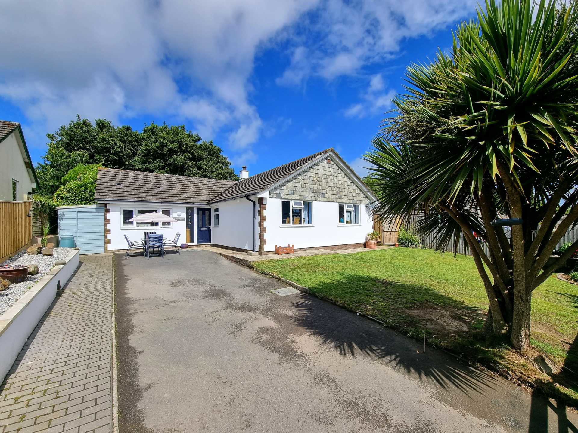 Portledge Place, Fairy Cross