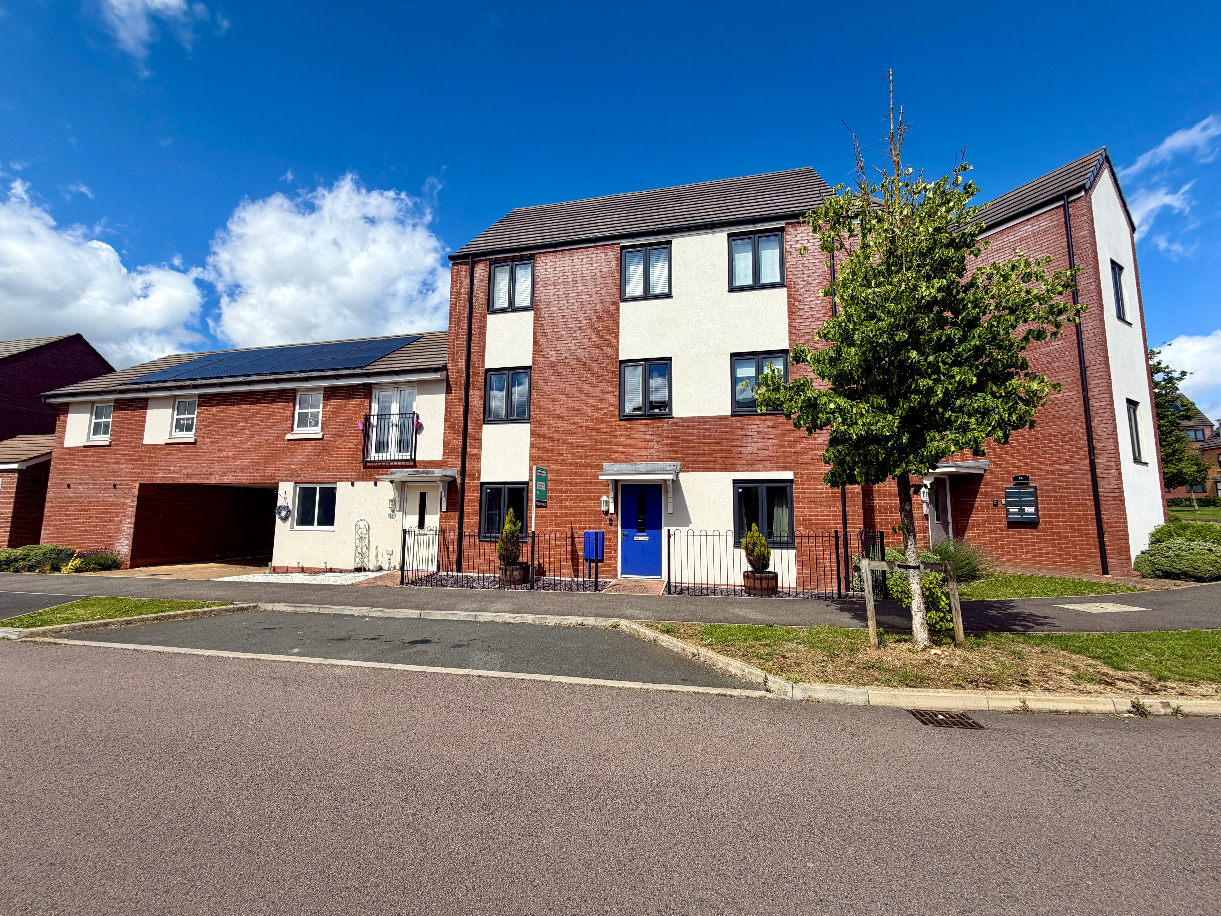 Cicero Crescent, Fairfields, MK11