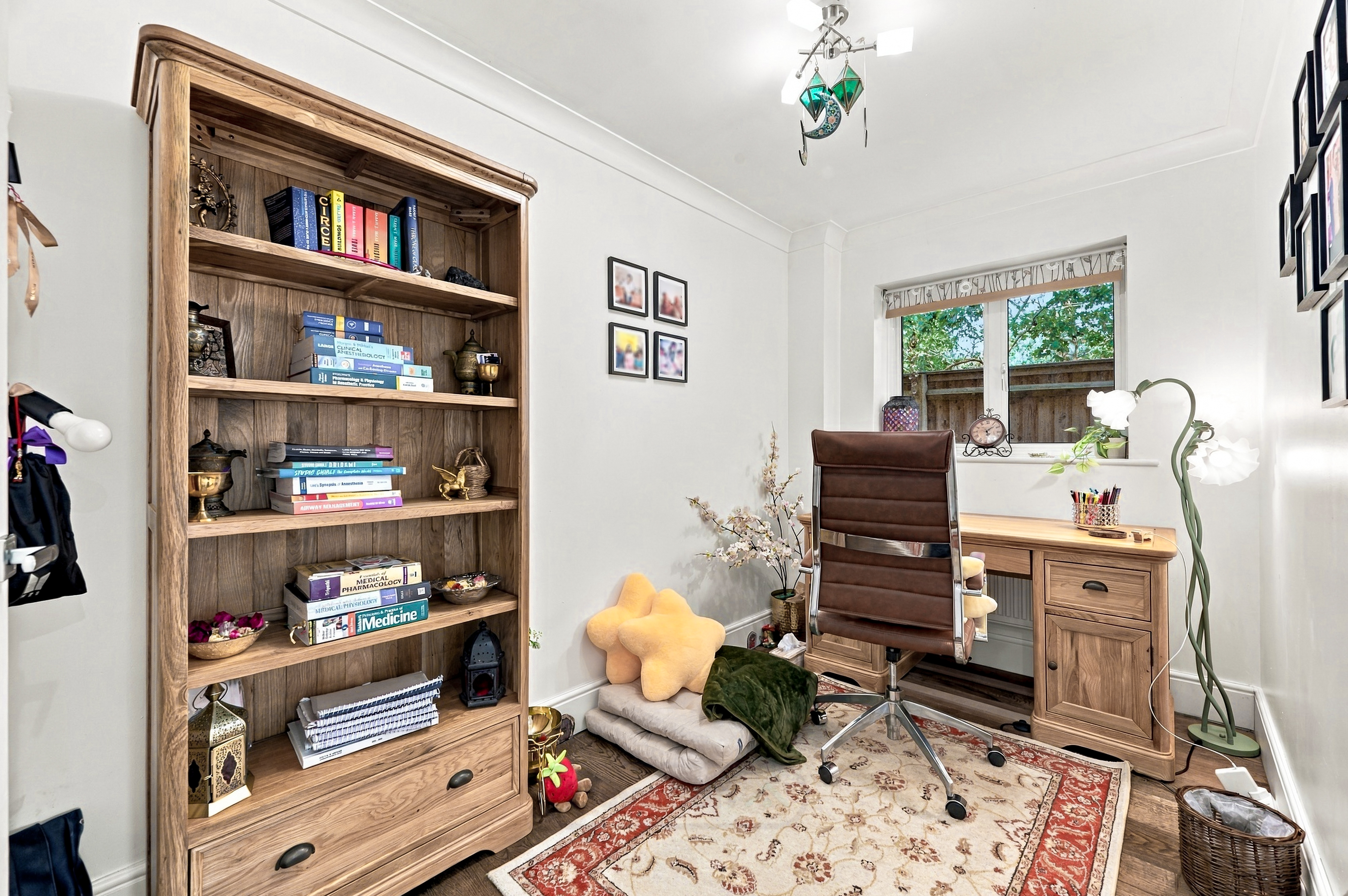 Gainsborough Close, Grange Farm, MK8, photo 18